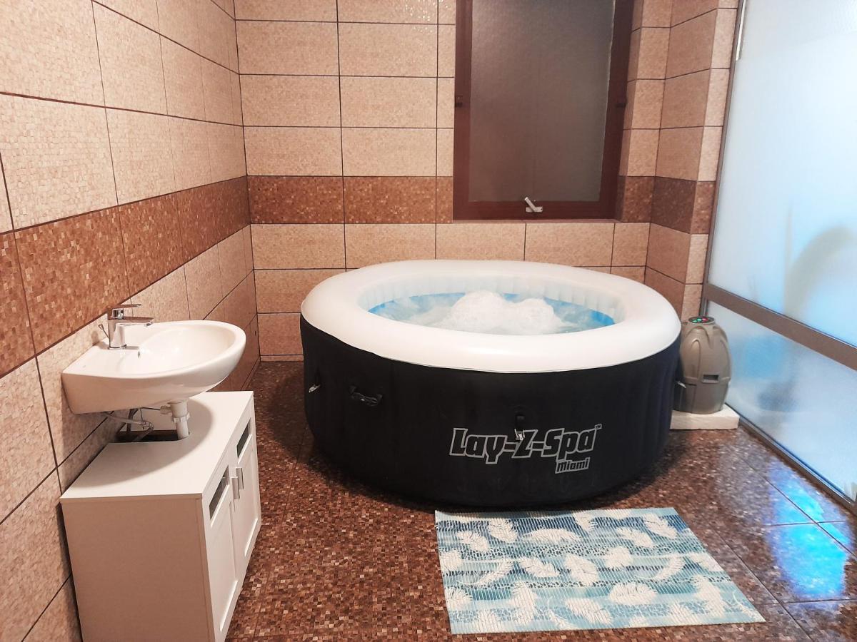 Matra Wellness Vendeghaz Hotel Parádsasvár Bagian luar foto